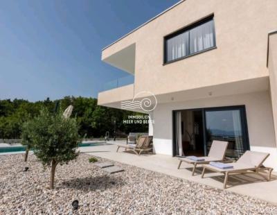 Haus mit zwei Ferienwohnungen